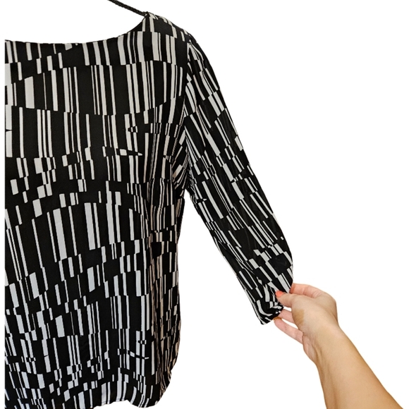 Apt. 9 Black and White Blouse - Picture 3 of 9